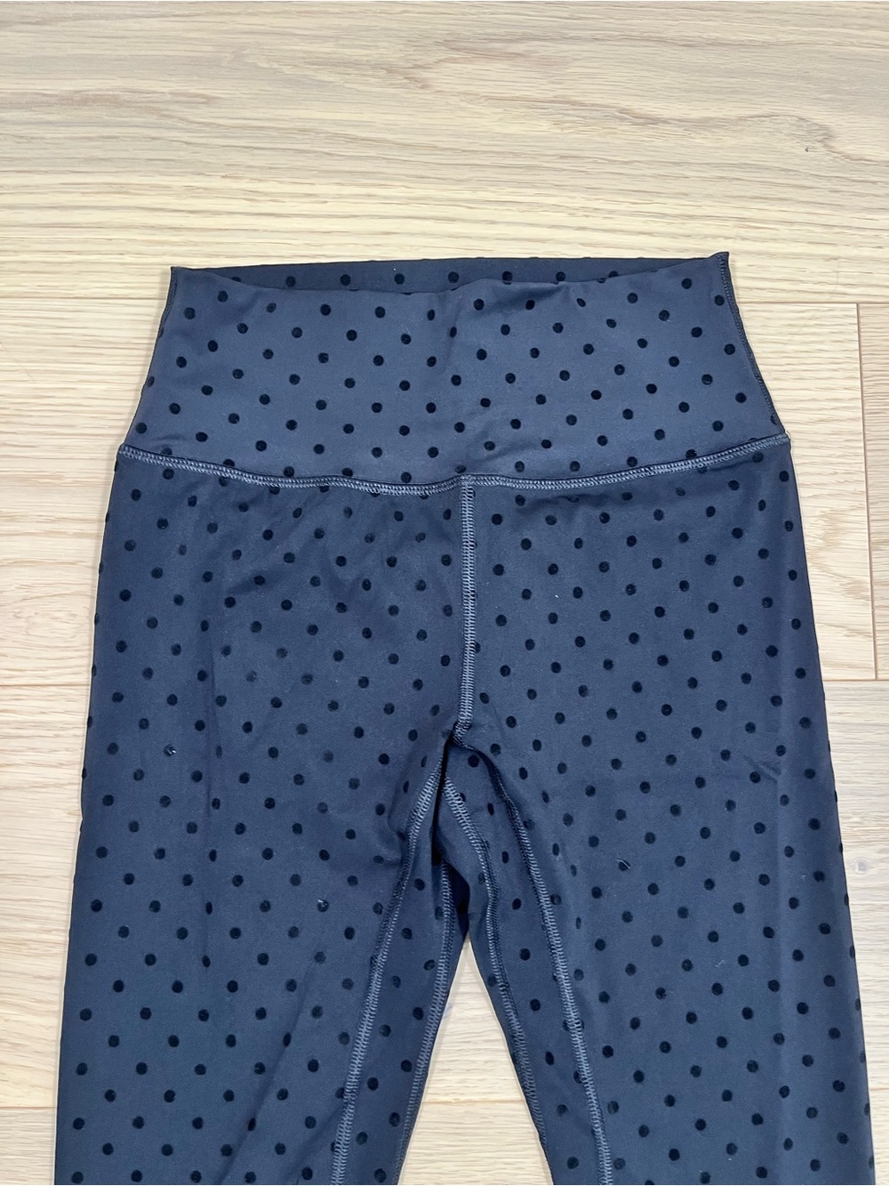 Lululemon Define Polka
Dot Matching Jacket and Leggings Set - Picture 7 of 9